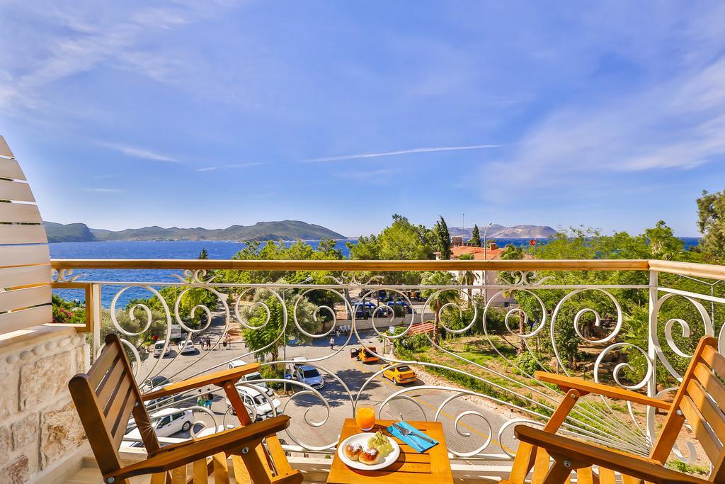 Arnna Hotel Kas Bagian luar foto