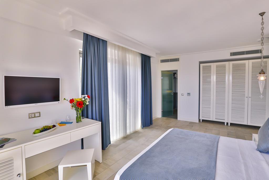 Arnna Hotel Kas Bagian luar foto