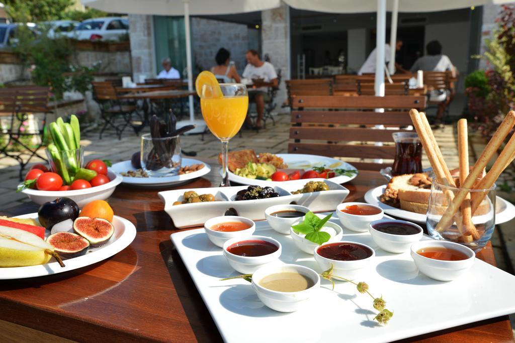 Arnna Hotel Kas Bagian luar foto
