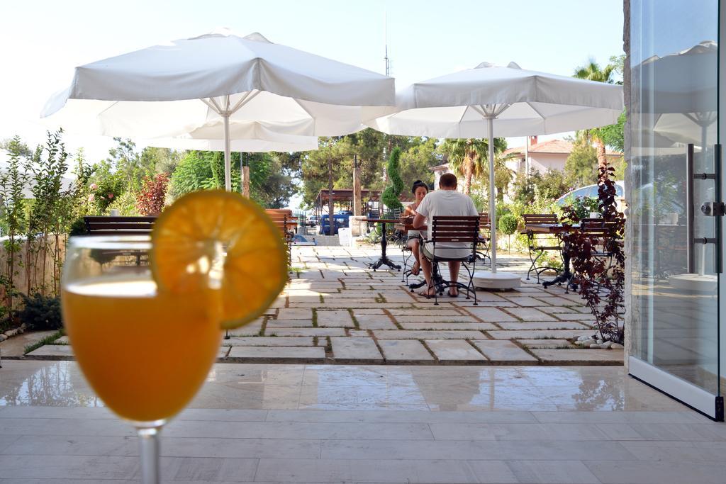 Arnna Hotel Kas Bagian luar foto